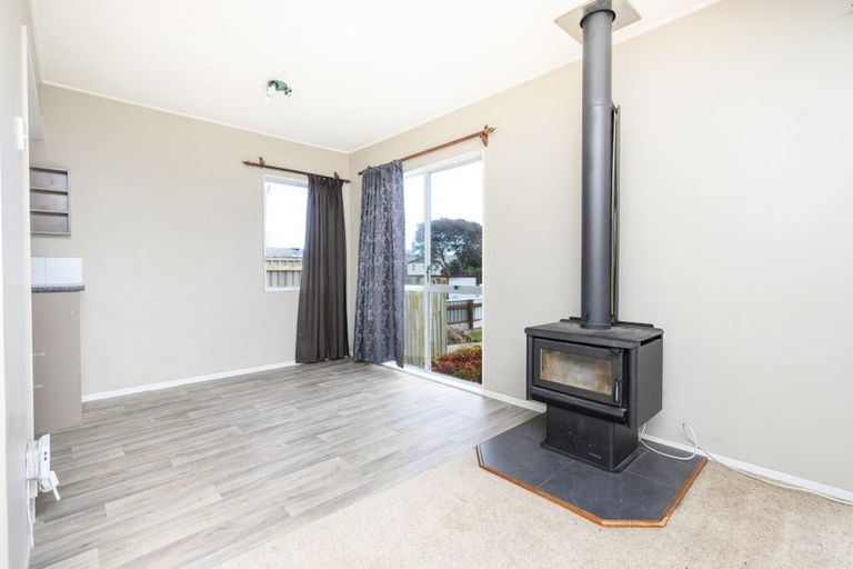 Photo of property in 40 Geraldine Crescent, Cloverlea, Palmerston North, 4412