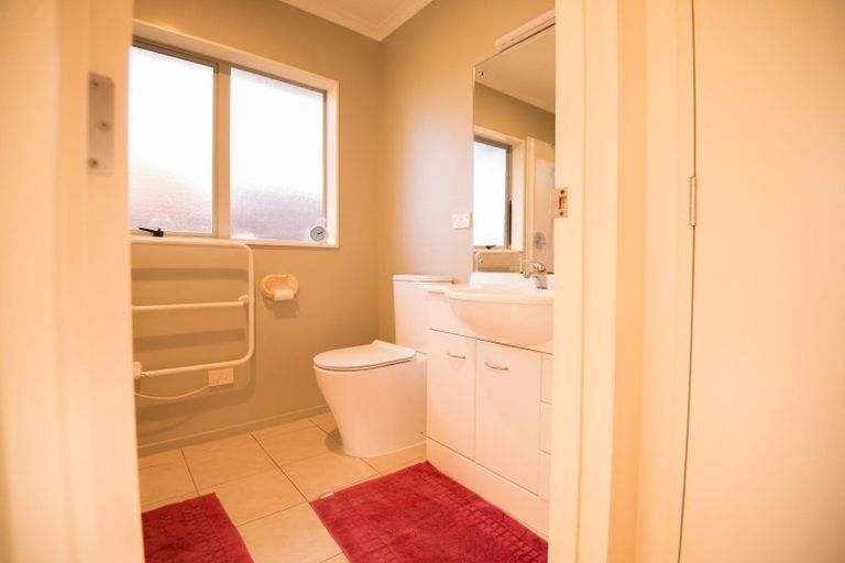 Photo of property in 34 Rush Creek Drive, Westgate, Auckland, 0614