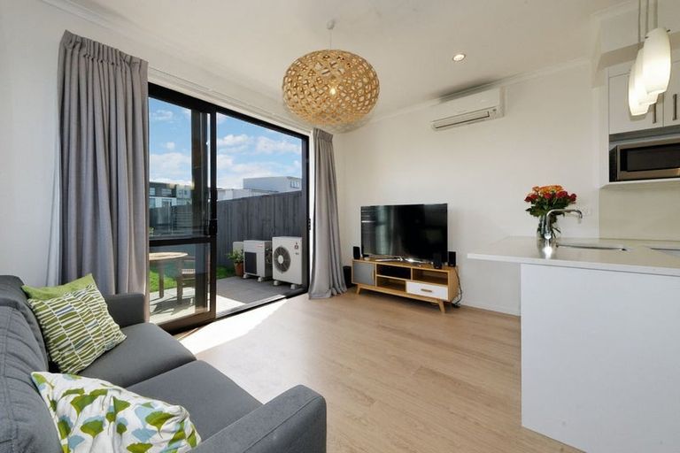 Photo of property in 29 Kanuka Road, Hobsonville, Auckland, 0616