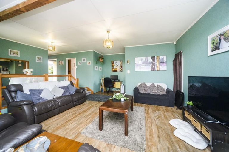 Photo of property in 37 Tutaenui Road, Marton, 4710