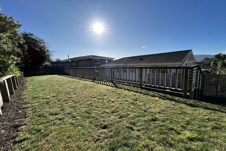 Photo of property in 15 The Anchorage, Whitby, Porirua, 5024