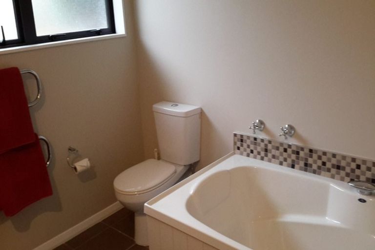 Photo of property in 25 Leeds Street, Milson, Palmerston North, 4414