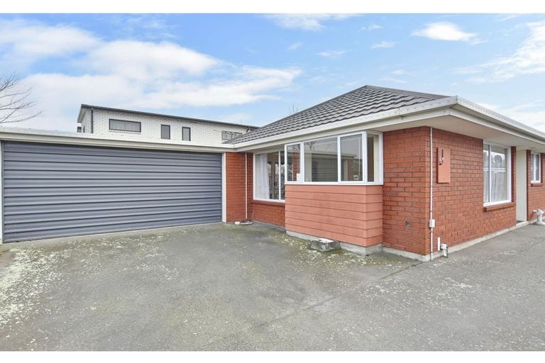 Photo of property in 1/40 Maxwell Street, Riccarton, Christchurch, 8041