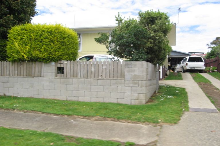 Photo of property in 50 Kemble Close, Mangere, Auckland, 2022