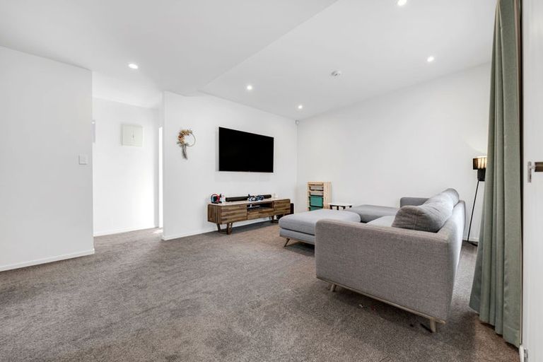 Photo of property in 10 Koropiko Lane, Flat Bush, Auckland, 2019