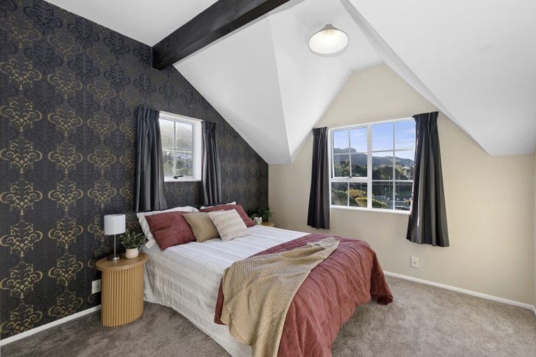 Photo of property in 53 The Drive, Tawa, Wellington, 5028