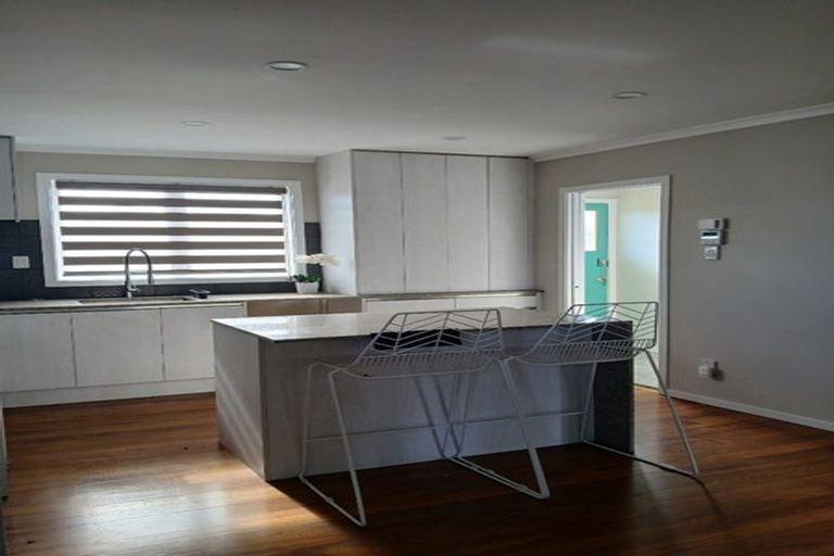 Photo of property in 1 Healy Road, Manurewa, Auckland, 2102