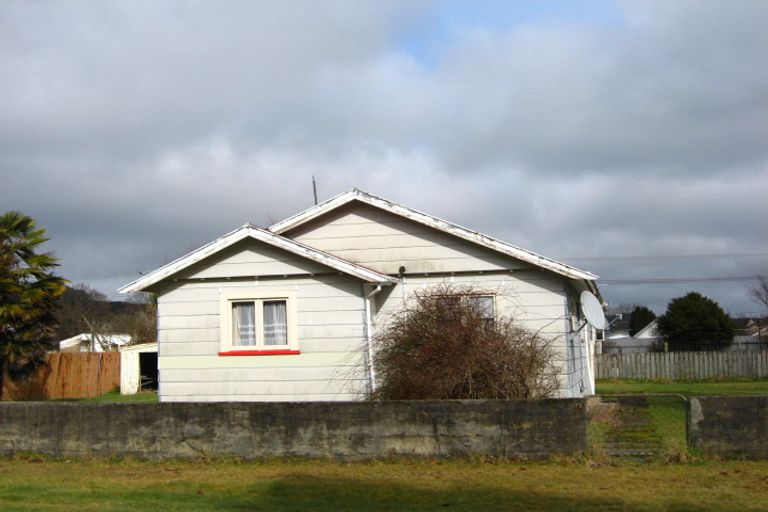 Photo of property in 38 Davis Street, Reefton, 7830