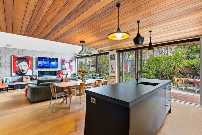 Photo of property in 24 Ventnor Street, Seatoun, Wellington, 6022
