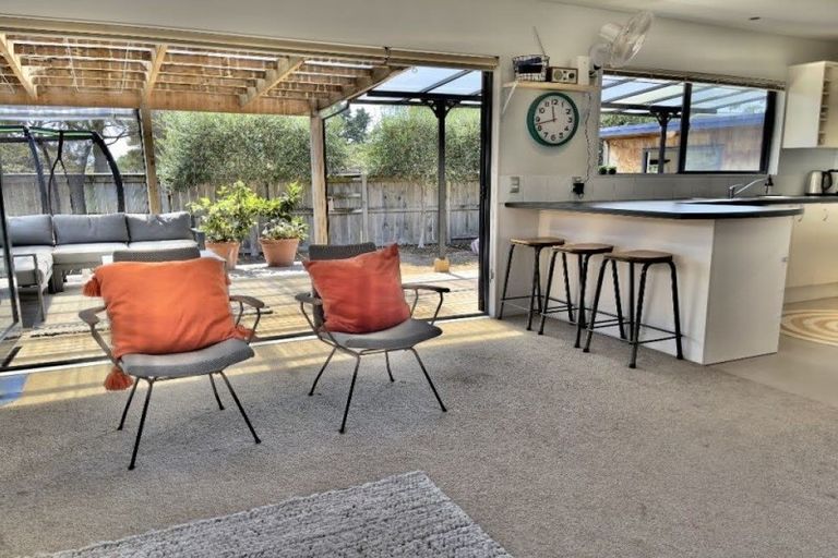 Photo of property in 112a Kiwi Road, Whangamata, 3620