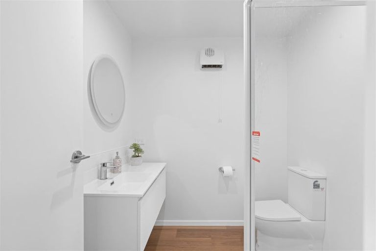 Photo of property in 216 Grahams Road, Burnside, Christchurch, 8053