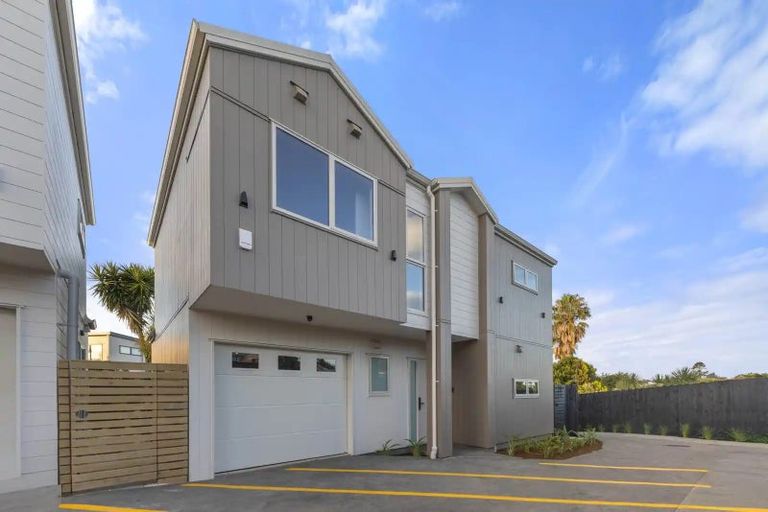 Photo of property in 20d Barrie Avenue, Papatoetoe, Auckland, 2025