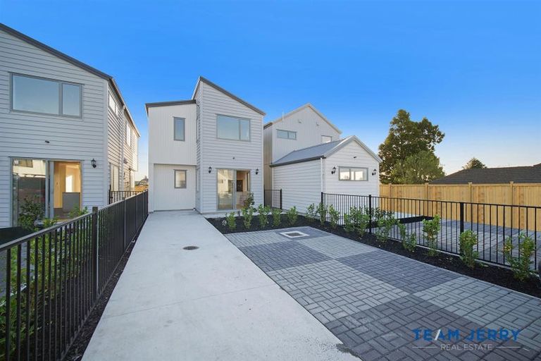 Photo of property in 125 Grove Road, Papakura, 2110