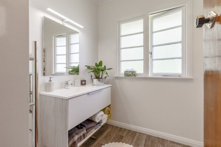 Photo of property in 18 Rose Street, Waipawa, 4210