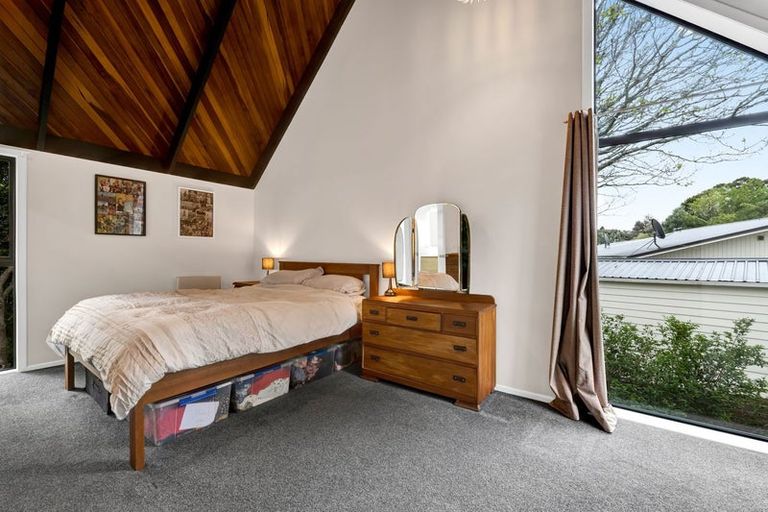 Photo of property in 10 Hood Place, Spotswood, New Plymouth, 4310