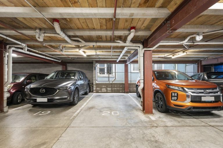 Photo of property in 1/7 Hanson Street, Mount Cook, Wellington, 6021