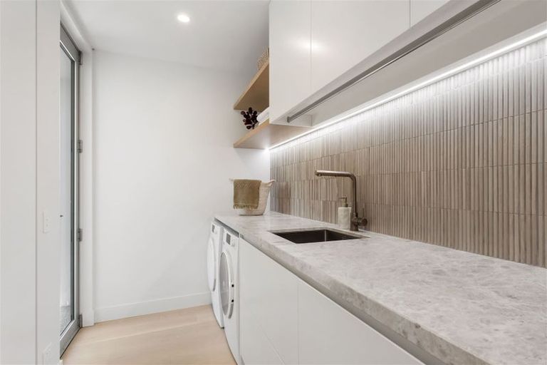 Photo of property in 49 Chapter Street, St Albans, Christchurch, 8052