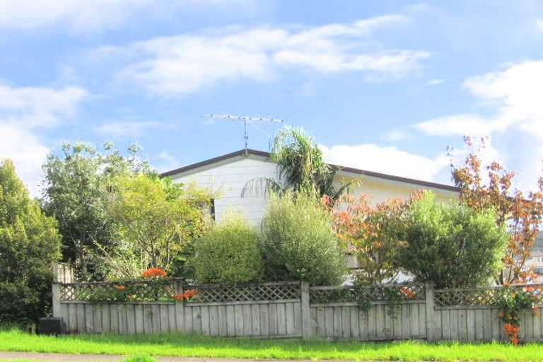 Photo of property in 31a Ngahere Views, Orewa, 0931