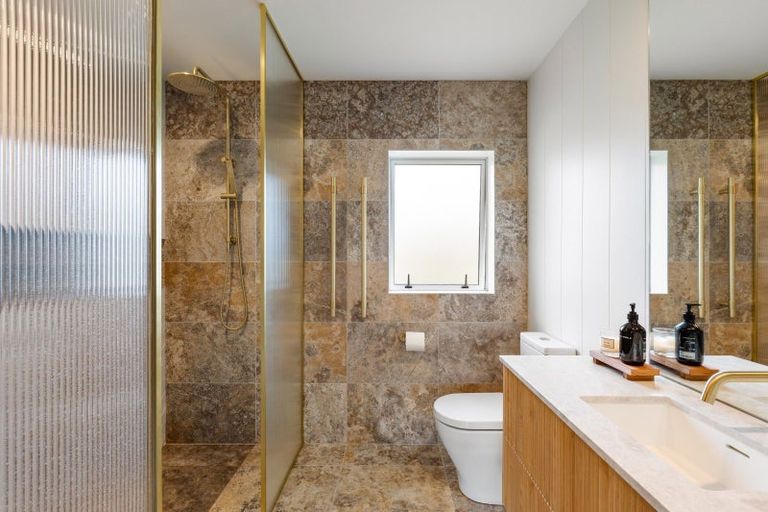 Photo of property in 17 Pohutukawa Drive, Eskdale, Napier, 4182