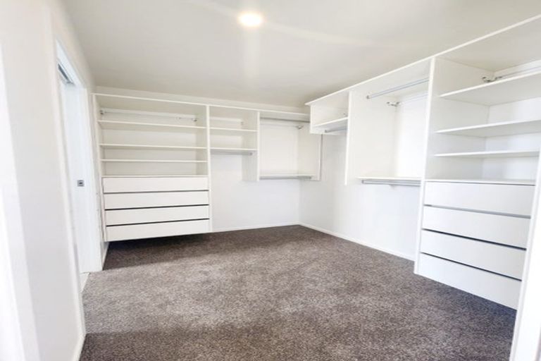 Photo of property in 5 Thorn Place, Levin, 5510