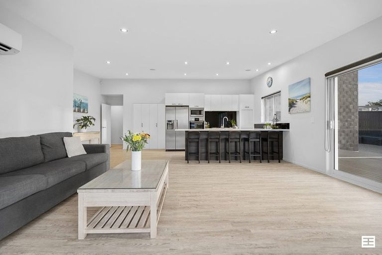 Photo of property in 11 Inlet Views, Bethlehem, Tauranga, 3110