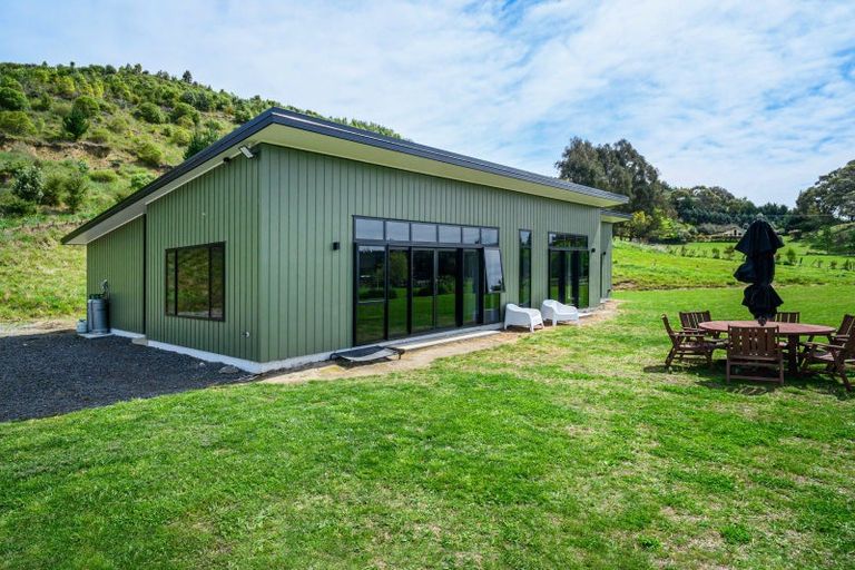Photo of property in 1409 Taihape Road, Sherenden, Hastings, 4179