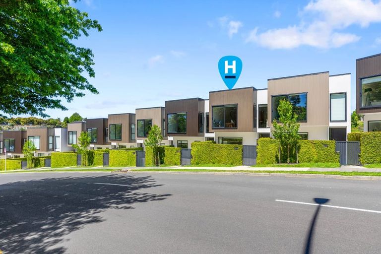 Photo of property in 11/12 Westmorland Rise, Bethlehem, Tauranga, 3110
