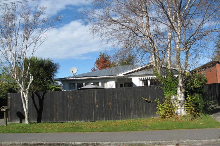 Photo of property in 24 Plynlimon Road, Fendalton, Christchurch, 8052