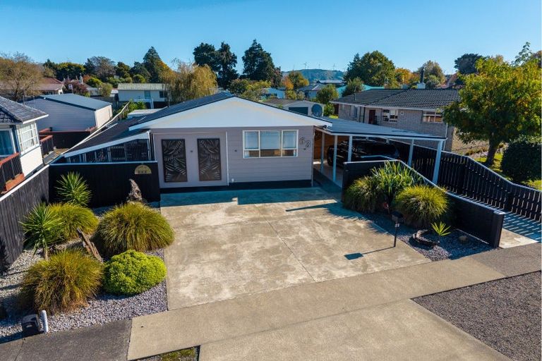 Photo of property in 63 Burgoyne Street, Woodville, 4920