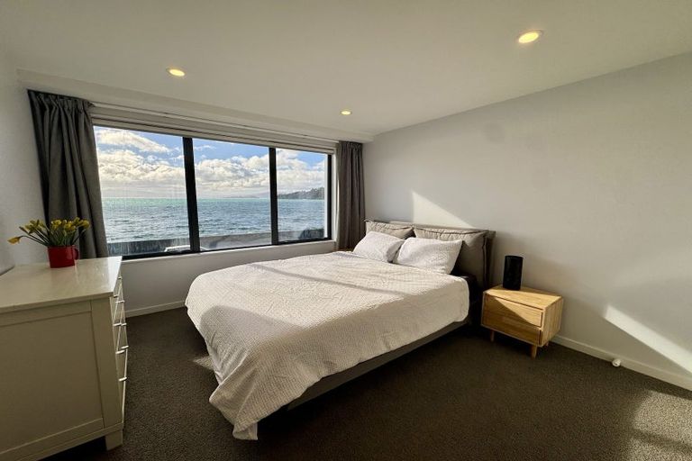 Photo of property in 10/148 Evans Bay Parade, Roseneath, Wellington, 6021