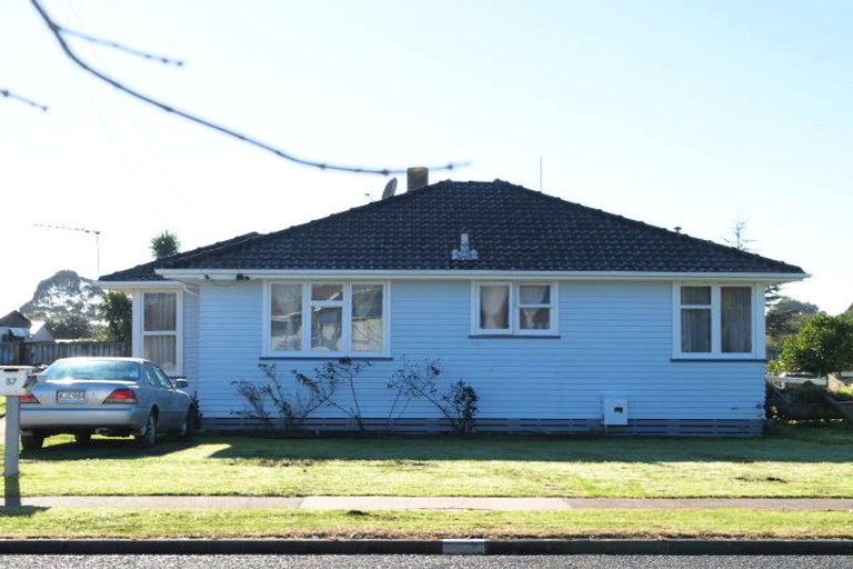Photo of property in 37 Henwood Road, Mangere East, Auckland, 2024