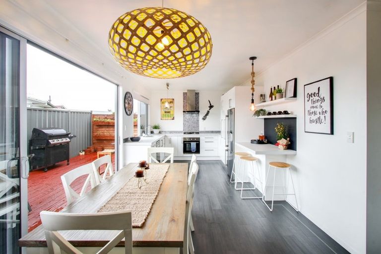 Photo of property in 22a Kauri Street, Taradale, Napier, 4112