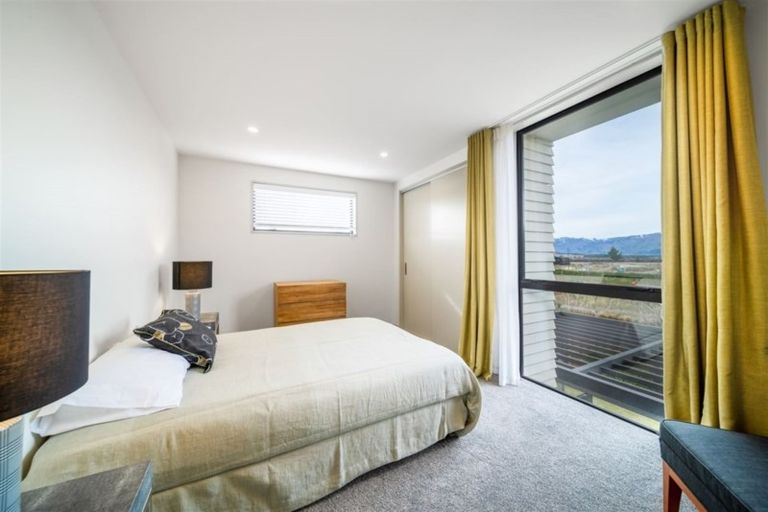 Photo of property in 52 Mount Linton Avenue, Wanaka, 9305
