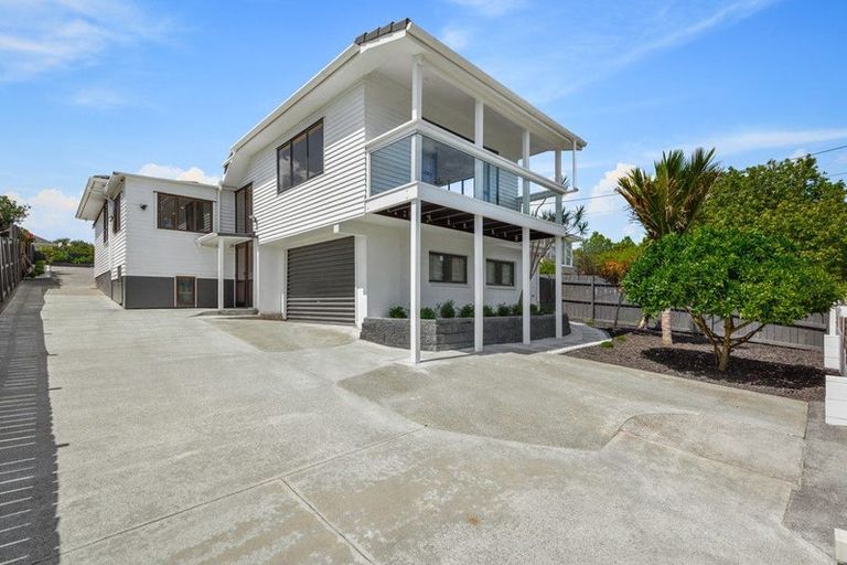 Photo of property in 181 Rathgar Road, Henderson, Auckland, 0610