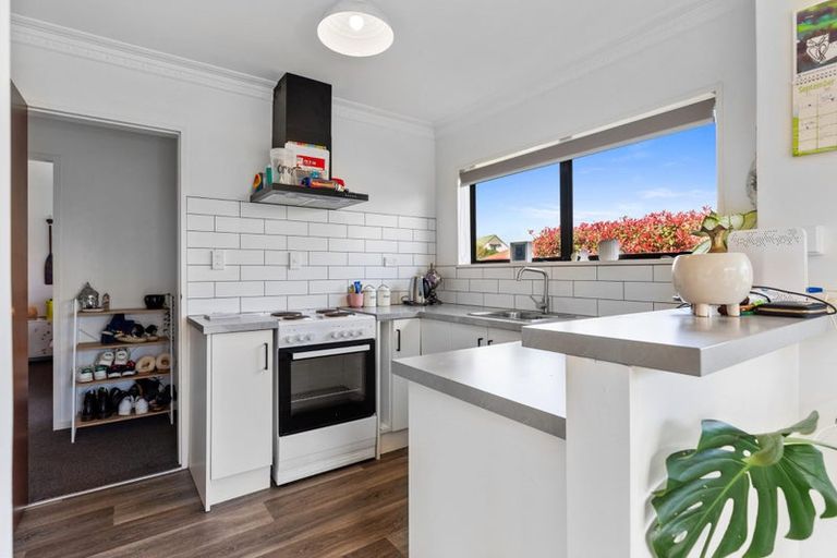 Photo of property in 1/77 Gloucester Road, Mount Maunganui, 3116