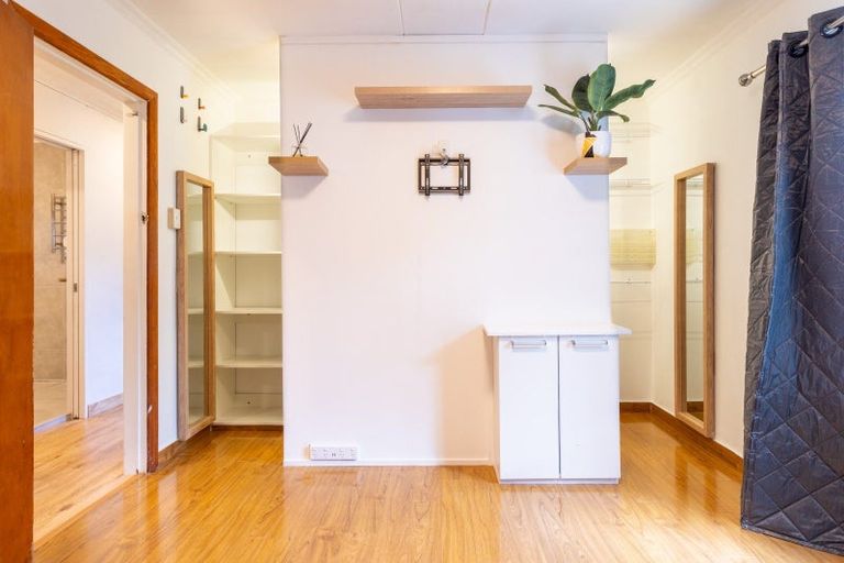 Photo of property in 21 Vogel Street, Woodville, 4920