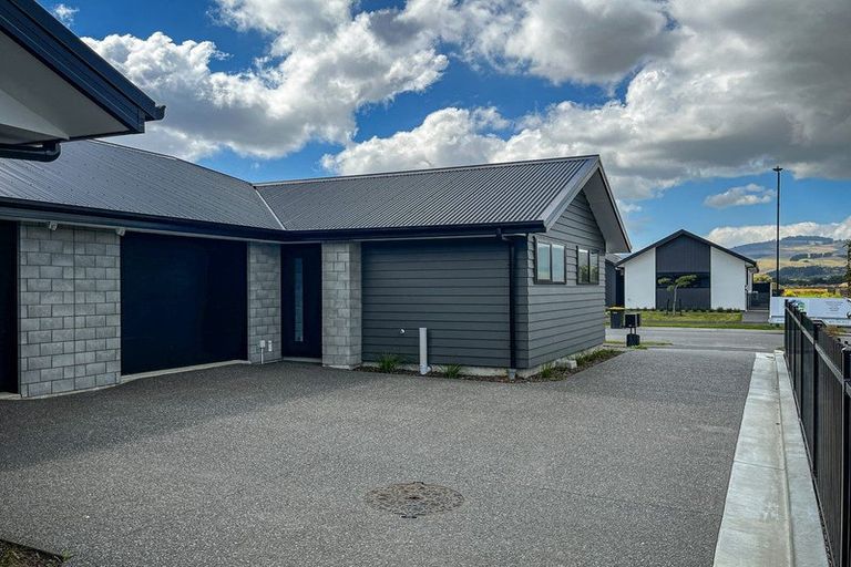 Photo of property in 9 Matai Springs Drive, Halswell, Christchurch, 8025