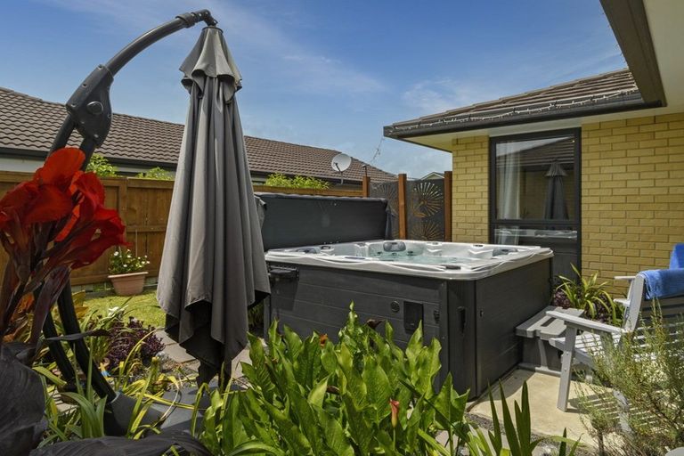 Photo of property in 47 Lynley Park Drive, Omokoroa, 3114
