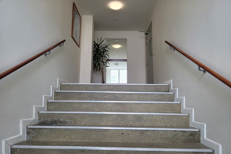 Photo of property in 25u1 Home Street, Mount Victoria, Wellington, 6011