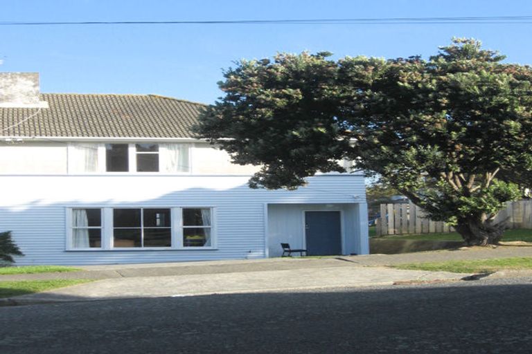 Photo of property in 5b Paenui Street, Titahi Bay, Porirua, 5022