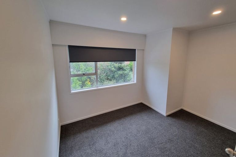 Photo of property in 1/15a Oates Road, Glen Eden, Auckland, 0602
