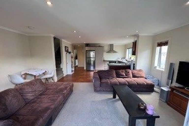 Photo of property in 66a Constable Street, Newtown, Wellington, 6021