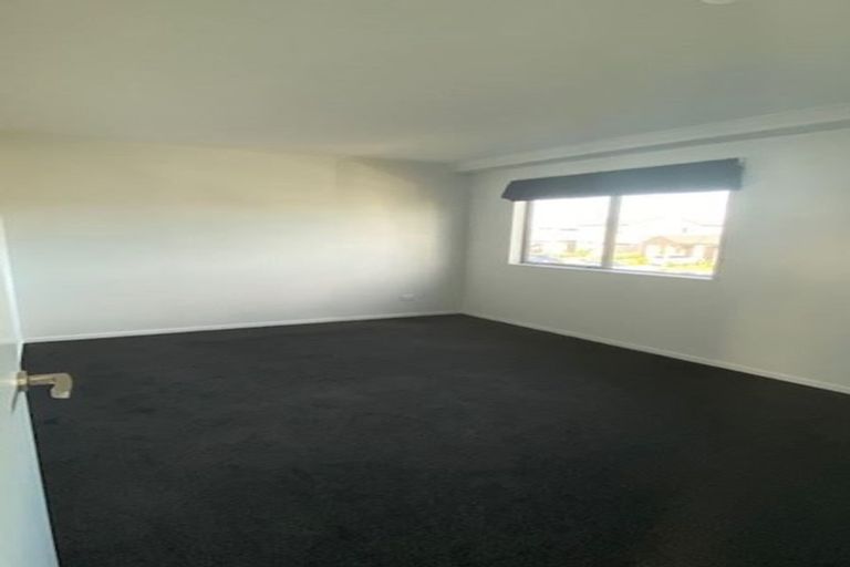 Photo of property in 3 William Dawson Crescent, Wigram, Christchurch, 8025