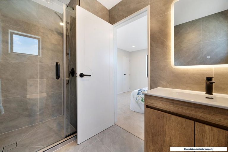 Photo of property in 15 Octans Road, Westgate, 0814