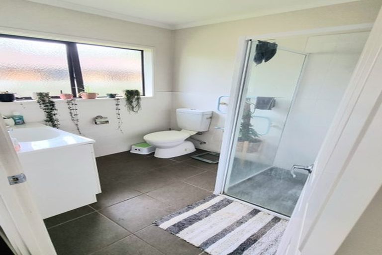 Photo of property in 1 Charlise Place, Onerahi, Whangarei, 0110