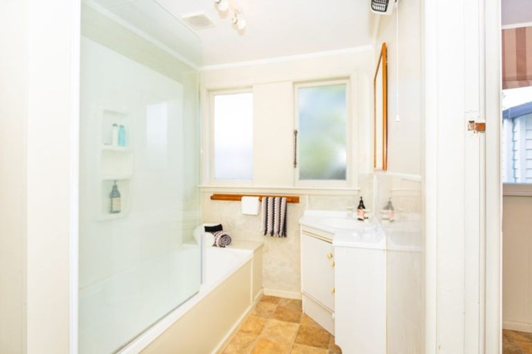 Photo of property in 1/44 Koromiko Street, Saint Martins, Christchurch, 8022