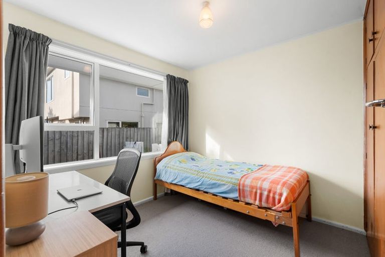 Photo of property in 2/22 Burdale Street, Riccarton, Christchurch, 8011