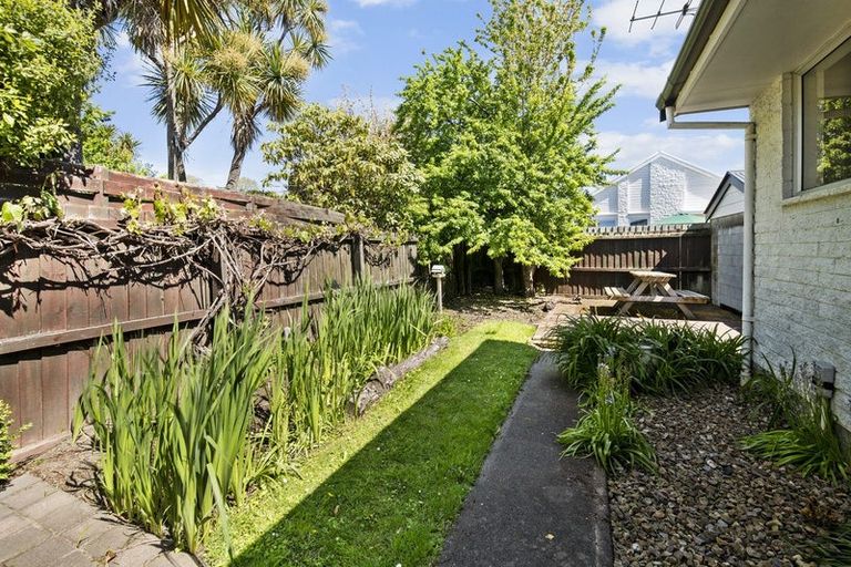 Photo of property in 1/42a Saint Martins Road, Saint Martins, Christchurch, 8022