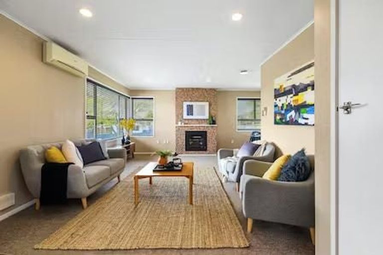 Photo of property in 1 Lancaster Street, Dinsdale, Hamilton, 3204