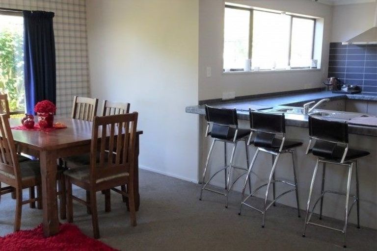 Photo of property in 2 Stanton Crescent, Karoro, Greymouth, 7805